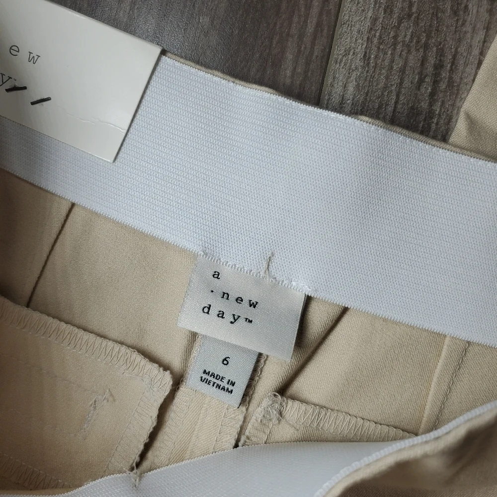 NWT a new day Kick Flare Highest Rise Chino Dress Pants Women's Size 6R Beige - Picture 6 of 16